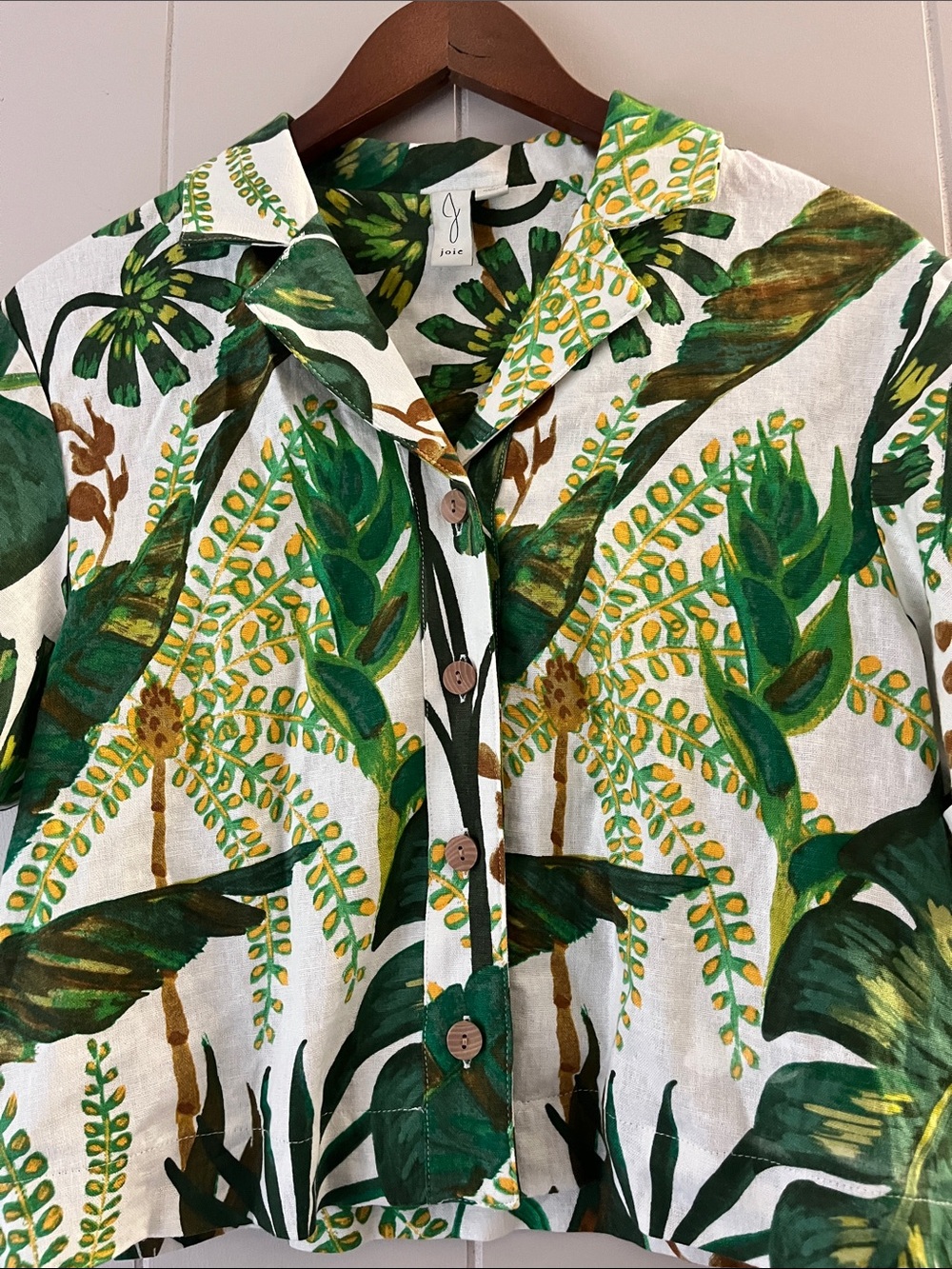 Tropical Leaf Button-Front Camp Shirt - Green & White - Picture 10 of 16
